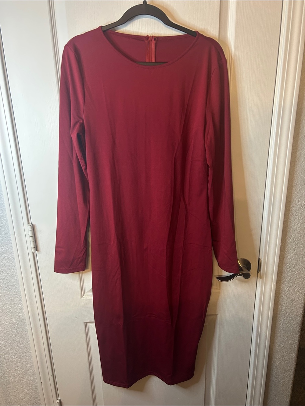 Classic Long Sleeve Shift Dress in Burgundy